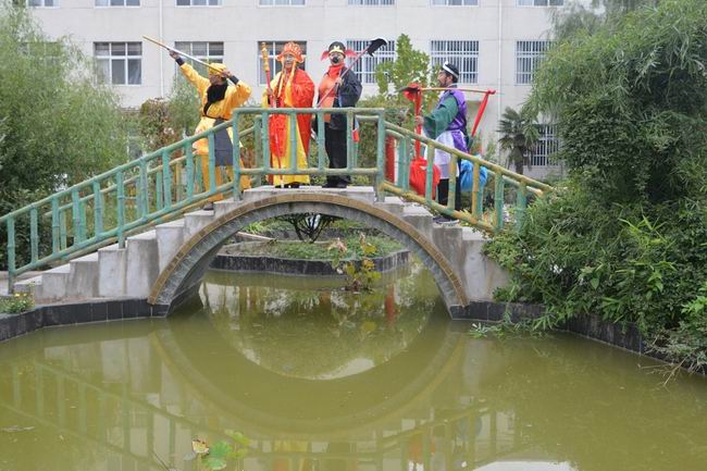 1538210504416885.jpg 232600k34esuf3eesuees5.jpg