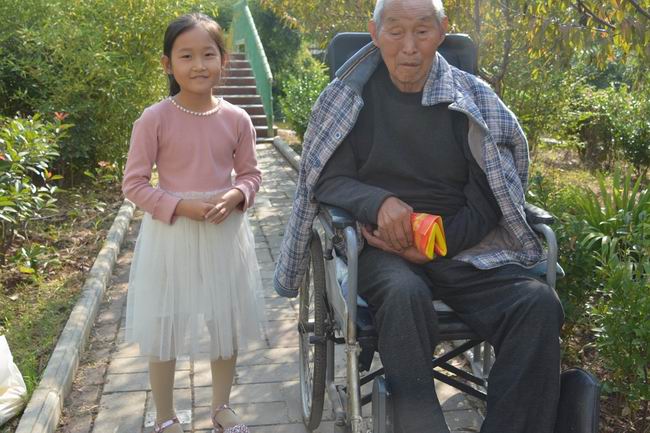 1538210895284463.jpg 233128q0fb12w1intbnxn0.jpg